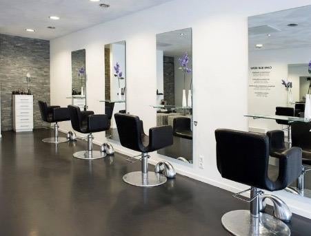 Kapsalon te Koop in Helmond - Goede Locatie!, Ophalen of Verzenden