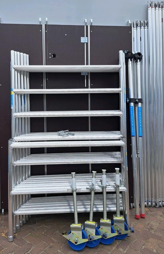 Te koop nieuwe rolsteiger Werkhoogte 8.20, Doe-het-zelf en Verbouw, Steigers, Nieuw, Ophalen of Verzenden, Euroscaffold, Rolsteiger of Kamersteiger