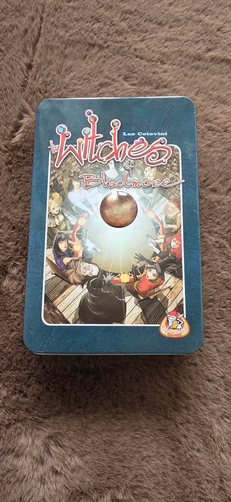 The Witches of Blackmore - Leuk Bordspel!, Vijf spelers of meer, Ophalen of Verzenden, Zo goed als nieuw, Kundalini Games