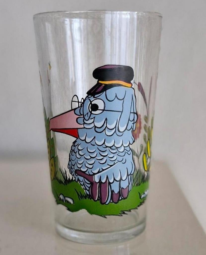 Fabeltjeskrant Glas Gerrit de Postduif, Verzamelen, Glas en Borrelglaasjes, Ophalen of Verzenden, Zo goed als nieuw, Frisdrankglas
