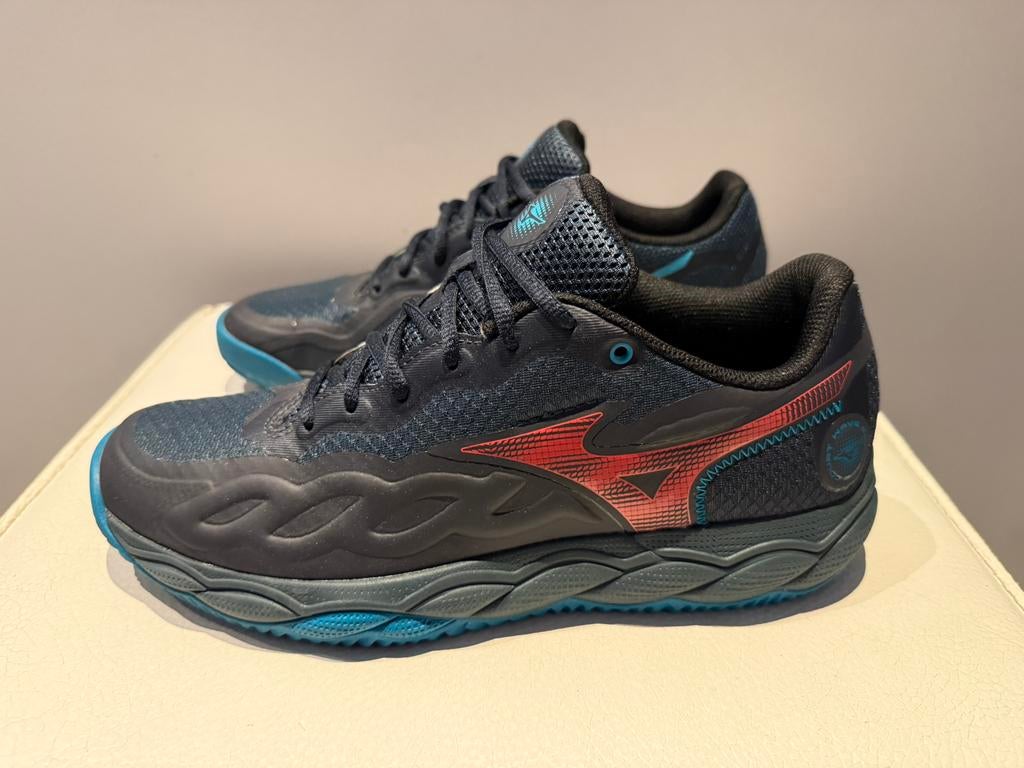 Mizuno Court Wave, maat 42, tennisschoenen padelschoenen, Overige merken, L00, Schoenen, Ophalen of Verzenden