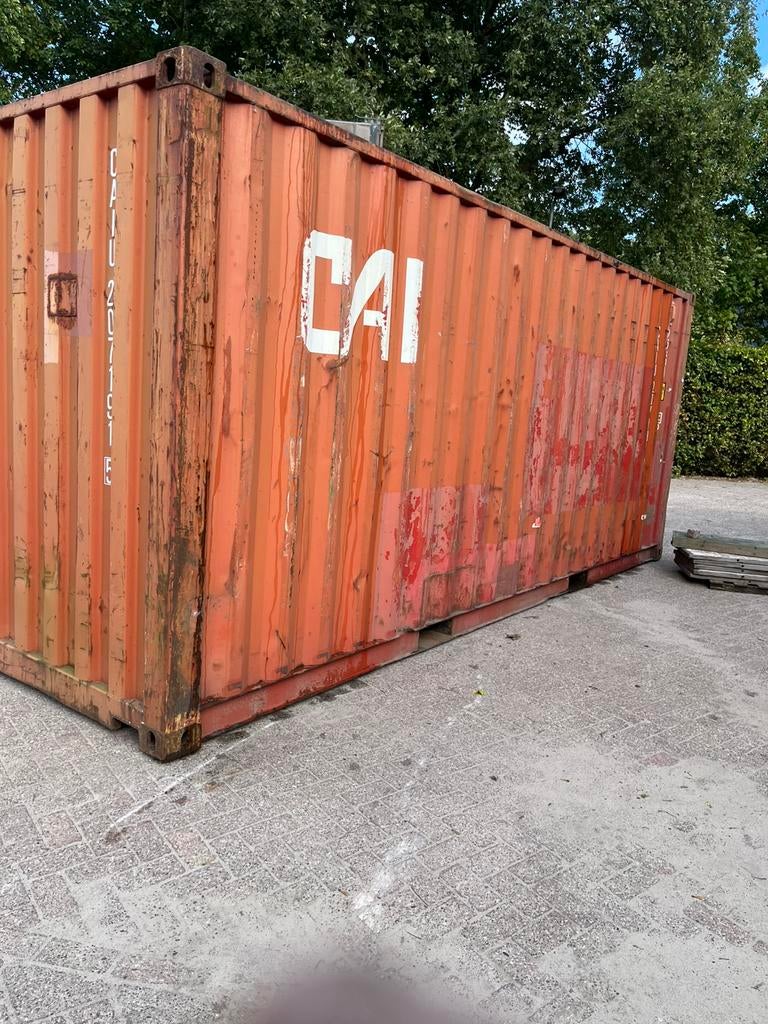 20 ft zeecontainer, Ophalen