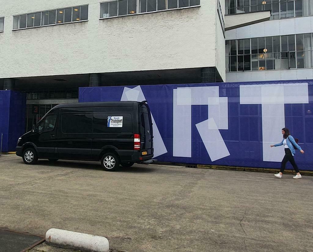 Foto 8 van Meubeltransport, kunstvervoer, regionaal / internationaal