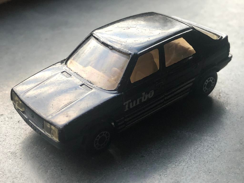 Zwarte RENAULT 11 Turbo Matchbox 1985 schaal  1:56, Ophalen of Verzenden, Gebruikt, Auto