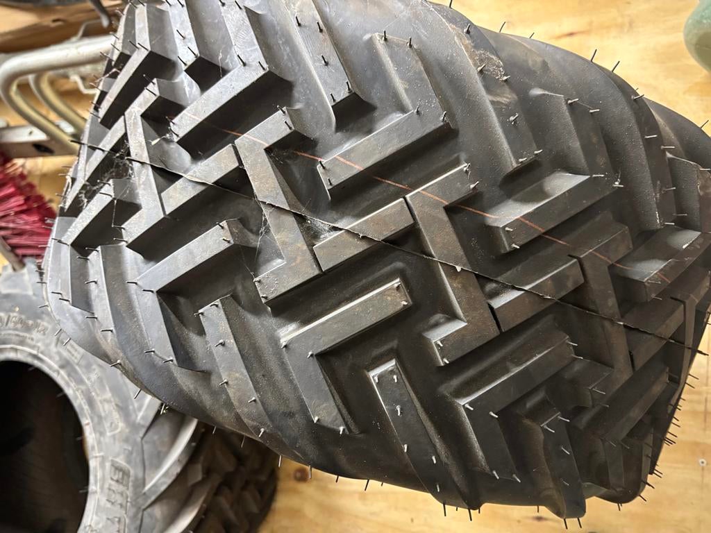 4 Nieuwe Tracmaster Banden 300/60-12, Auto-onderdelen, Banden en Velgen, Overige, Nieuw, Band(en), 12 inch