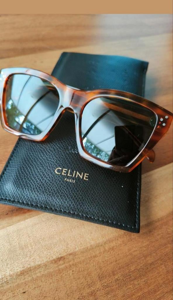Celine zonnebril - Zo goed als nieuw!, Sieraden, Tassen en Uiterlijk, Zonnebrillen en Brillen | Dames, Ophalen, Zonnebril, Bruin