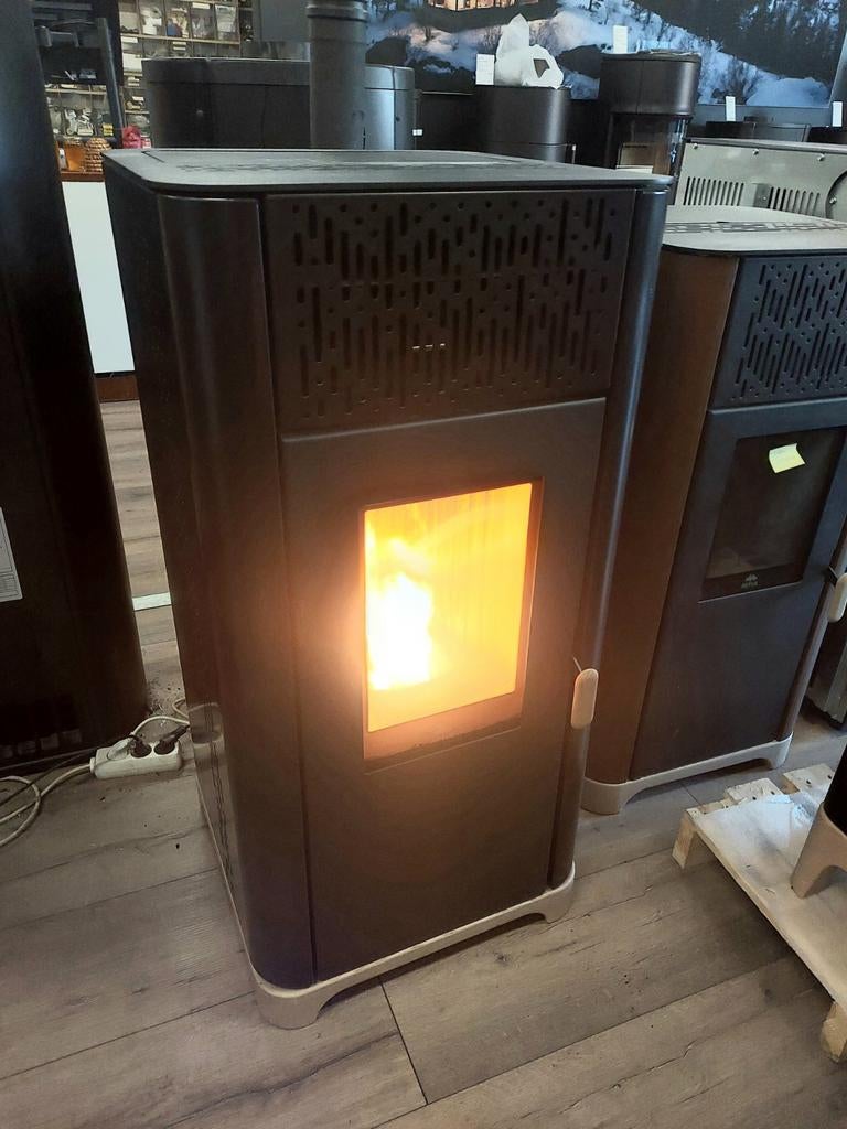 Jotul PF 1033 pelletkachel, Huis en Inrichting, Kachels, Ophalen, Overige brandstoffen, Pelletkachel