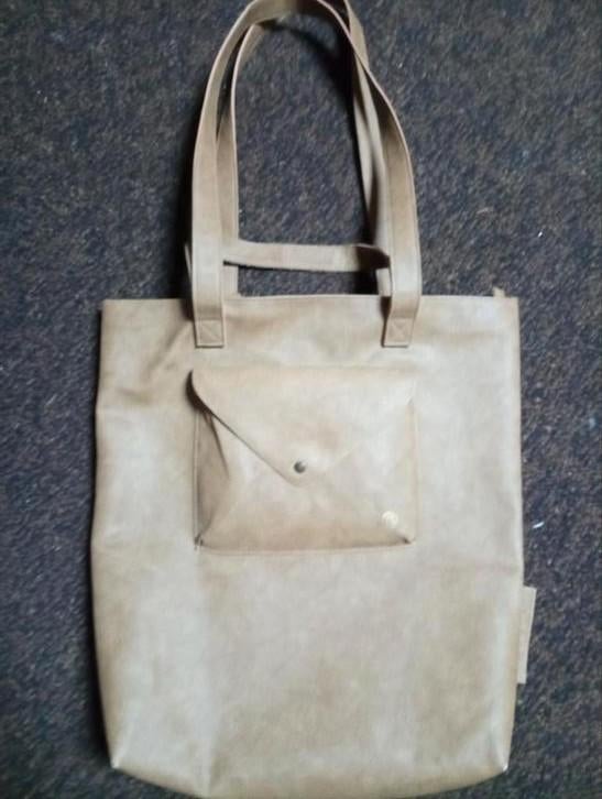 Zusss schoudertas, Ophalen of Verzenden, Zo goed als nieuw, Bruin, Schoudertasje