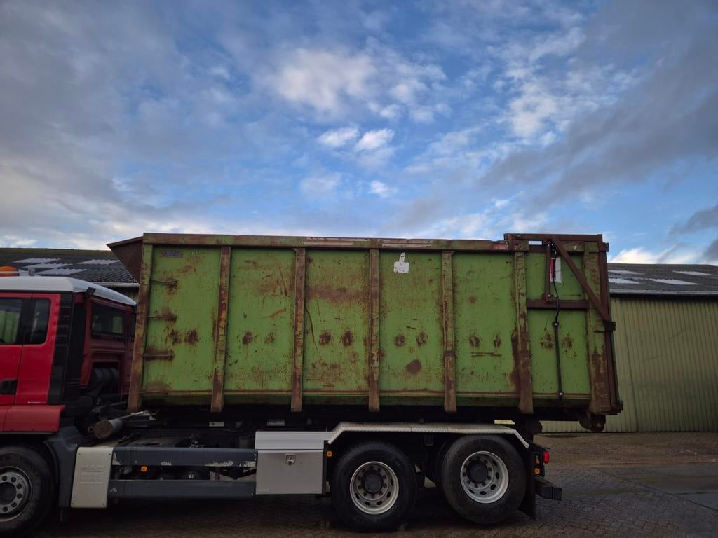 Gebruikte 30m3 silage haakarm container te koop, Ophalen