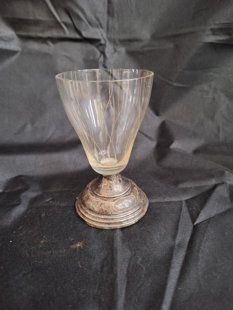 Antiek Glas met Zilveren Voet, Antiek en Kunst, Ophalen