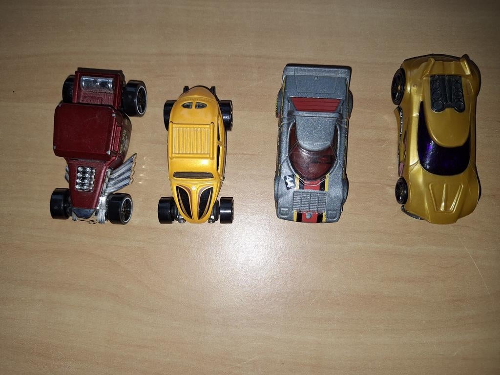 Hot Wheels Auto's - Set van 4, Kinderen en Baby's, Speelgoed | Speelgoedvoertuigen, Ophalen of Verzenden, Zo goed als nieuw