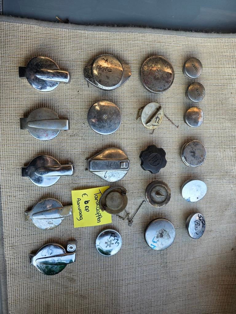Diverse Tankdoppen en Tankdeksels - Oldtimer tot Modern, Ophalen of Verzenden, Gebruikt