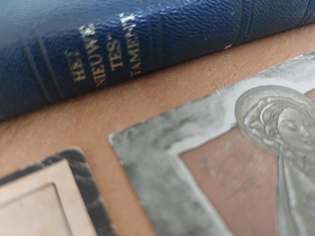Kerkboekje 1961 + 4 Bidprentjes, Antiek en Kunst, Ophalen
