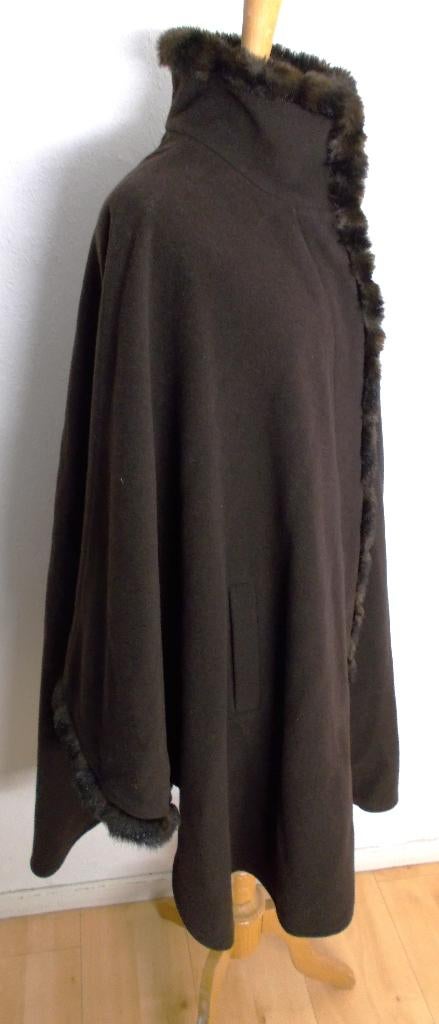 Bruine wol/cashmere poncho/mantel van Damo Donna! L/XL, Kleding | Dames, Ophalen of Verzenden, Zo goed als nieuw, Maat 46/48 (XL) of groter