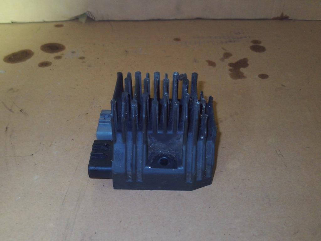 Spanningsregelaar Yamaha R1 bj04-06, Ophalen of Verzenden, Gebruikt