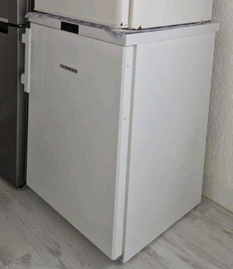Vriezer LIEBHERR, 150 tot 200 liter, Ophalen, Zo goed als nieuw, Met vriesvak