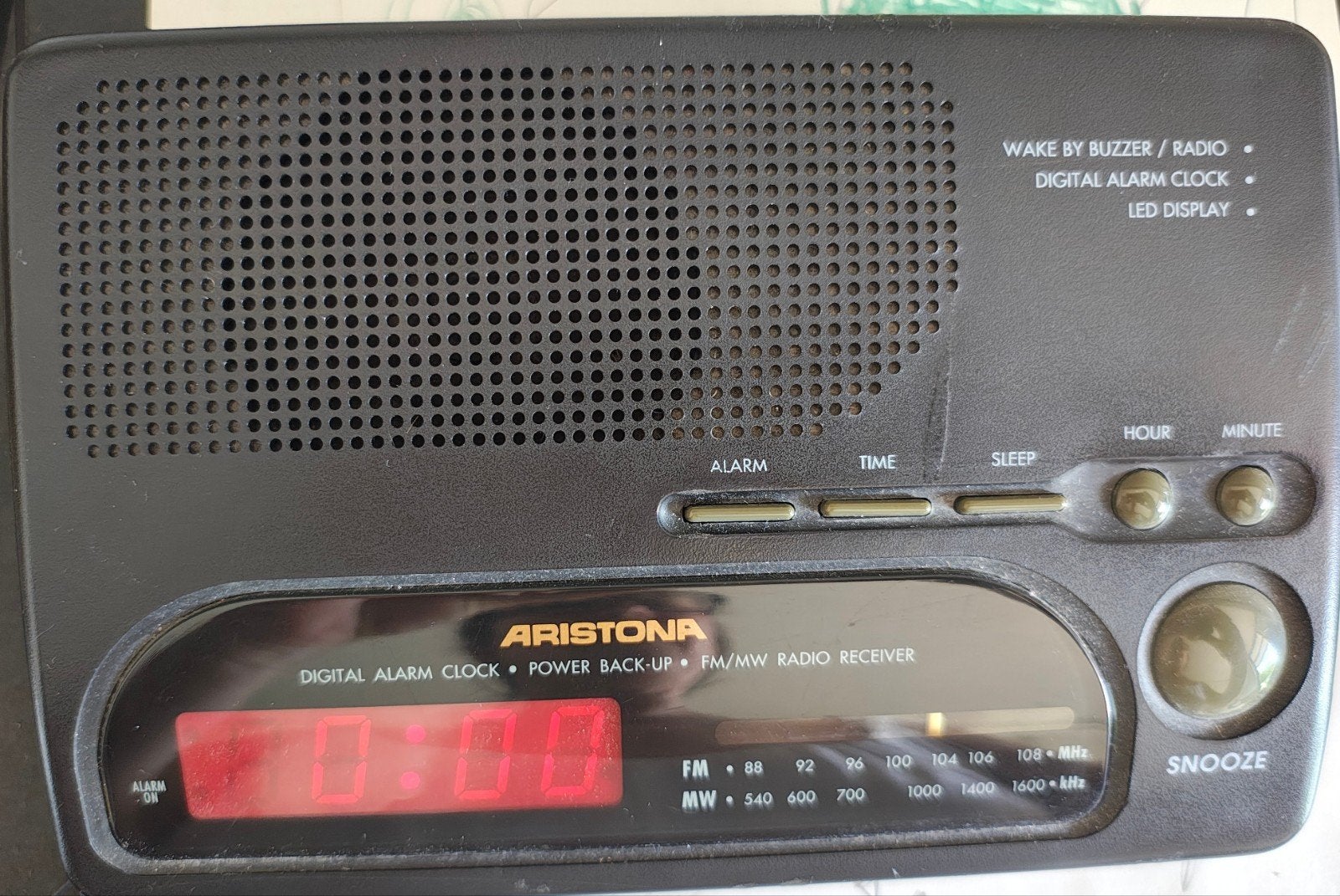 Aristona Wekkerradio Jaren '80 - Model NC 1032, Ophalen of Verzenden