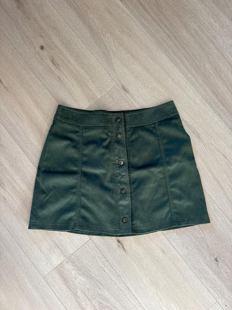 Groene suède look rok maat L – boho stijl, Kleding | Dames, Rokken, Maat 42/44 (L), Ophalen of Verzenden, Zo goed als nieuw, Costes