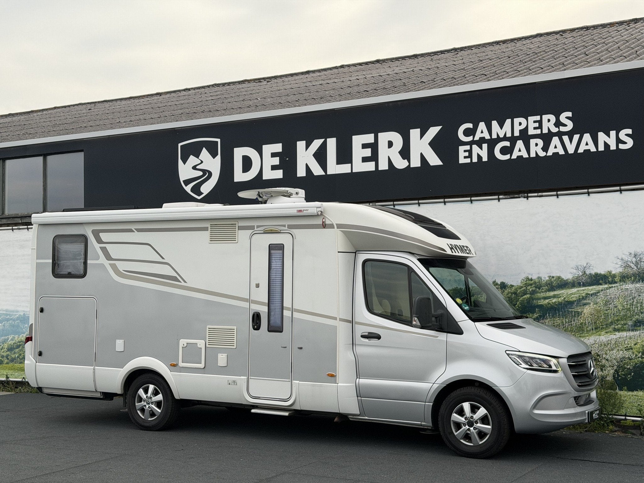 Hymer BMC-T 680 (bj 2019), Automaat, Ringverwarming, Overige brandstoffen, Info@deklerkcaravans.nl