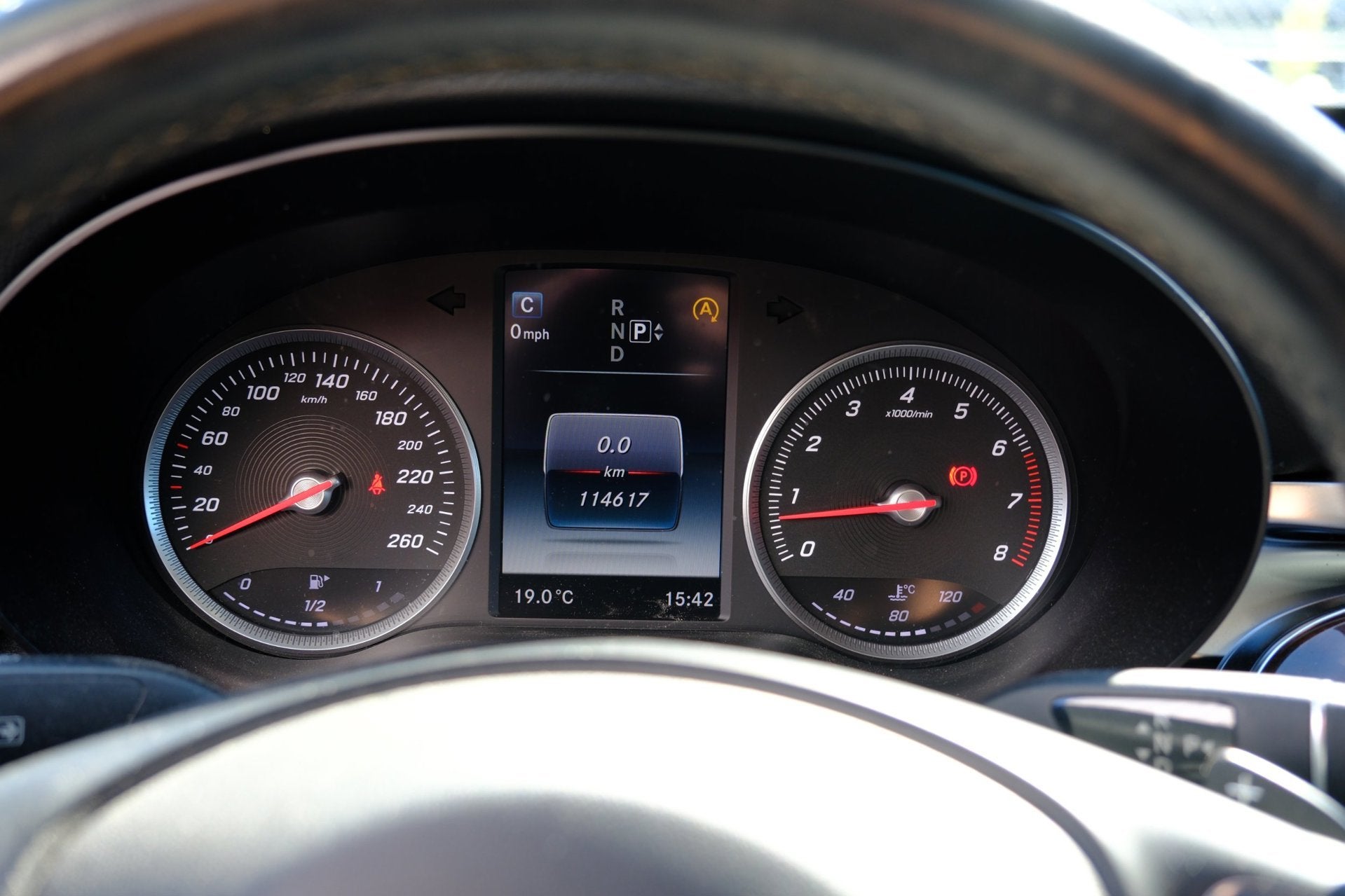 Foto 15 van Mercedes-Benz C-klasse 180 Ambition Aut. Navi|LED koplamp|LM