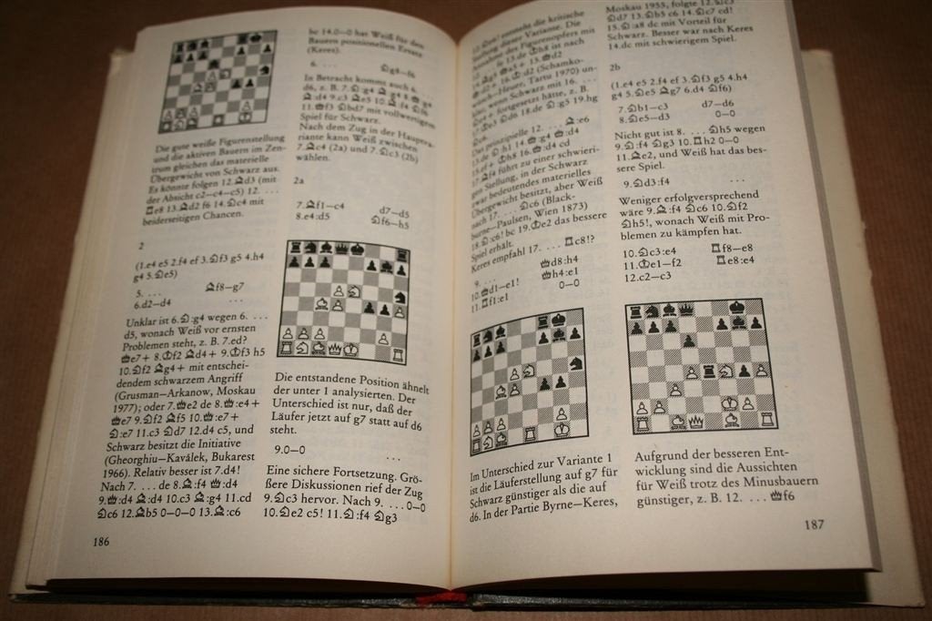 Schaken — Russisch tot Koningsgambiet [Duits, 1982], Boeken, Ophalen of Verzenden, Gelezen