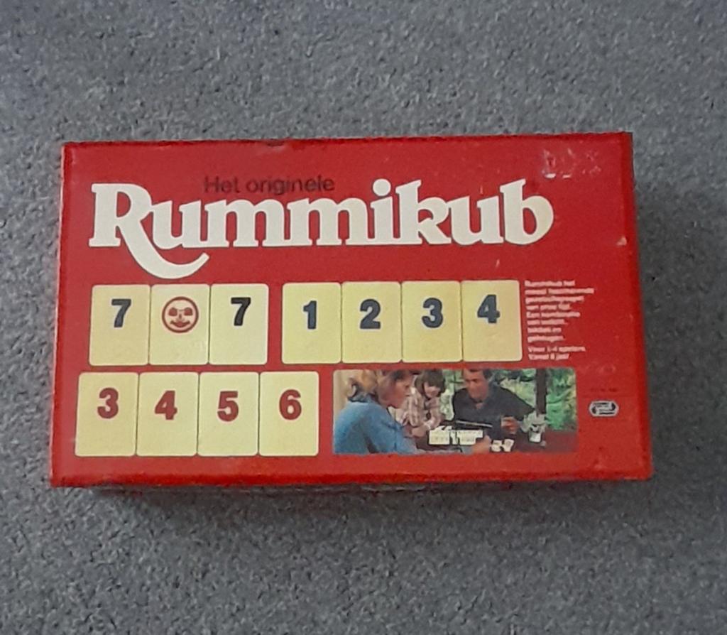 Rummikub spel van Goliath kleine editie, compleet met 4 plan, Hobby en Vrije tijd, Gezelschapsspellen | Overige, Een of twee spelers