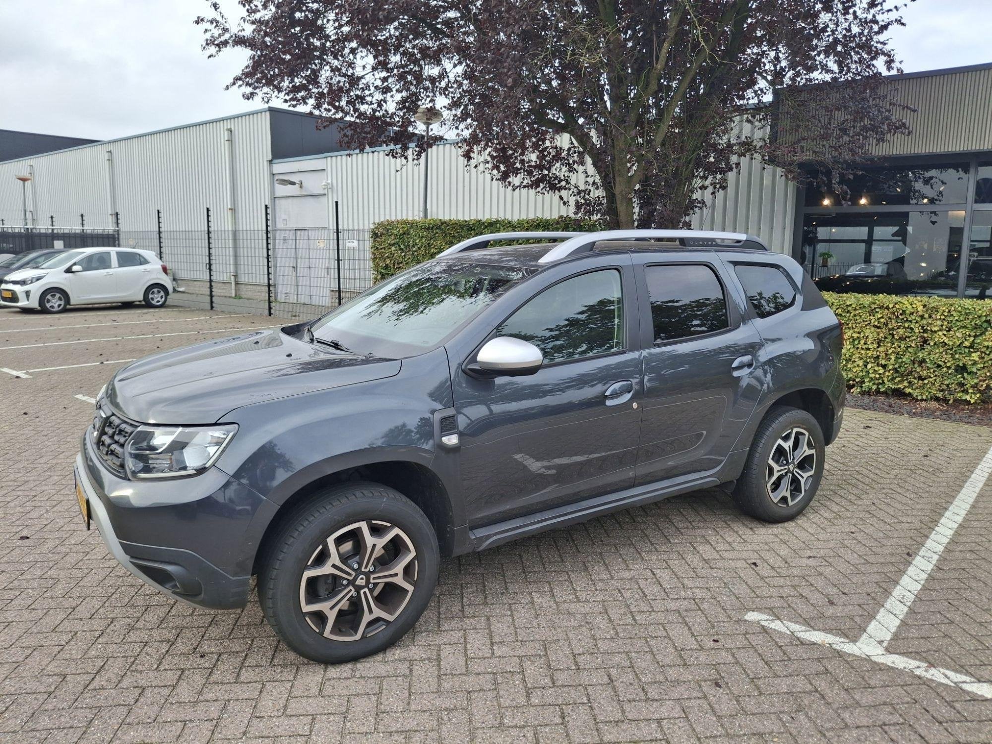Dacia Duster 1.2 TCe Prestige | ACHTERUITRIJCAMERA | STOELVE, Auto's, 12 maanden, Gebruikt, Euro 6, 4 cilinders