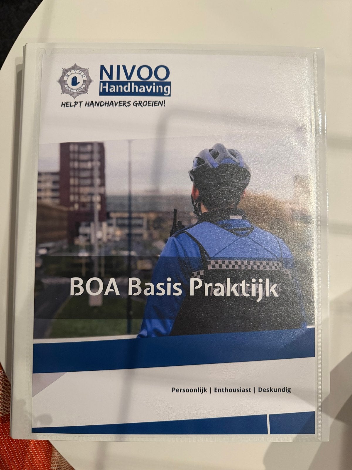 NIVOO Handhaving BOA Basis Praktijk lesboek, Boeken, Ophalen of Verzenden, Gamma, Zo goed als nieuw, MBO