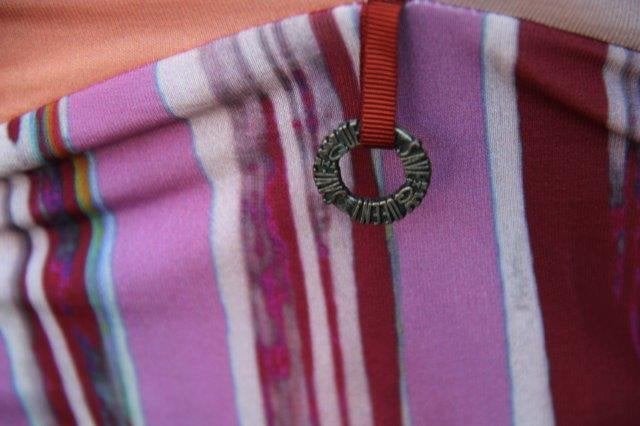 Jurk oranje/ lila Save the Queen mt S/M Vaste prijs, Kleding | Dames, Oranje, Zo goed als nieuw, Knielengte, Maat 36 (S)