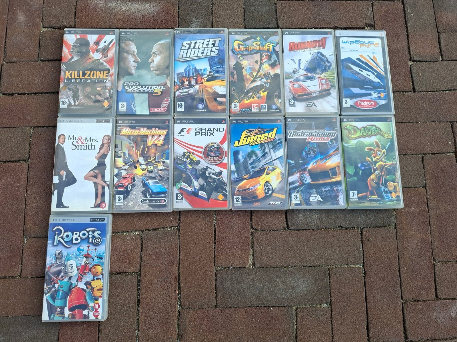 13 spellen voor de PlayStation Portable, 1 speler, Ophalen of Verzenden, Zo goed als nieuw, Vanaf 3 jaar