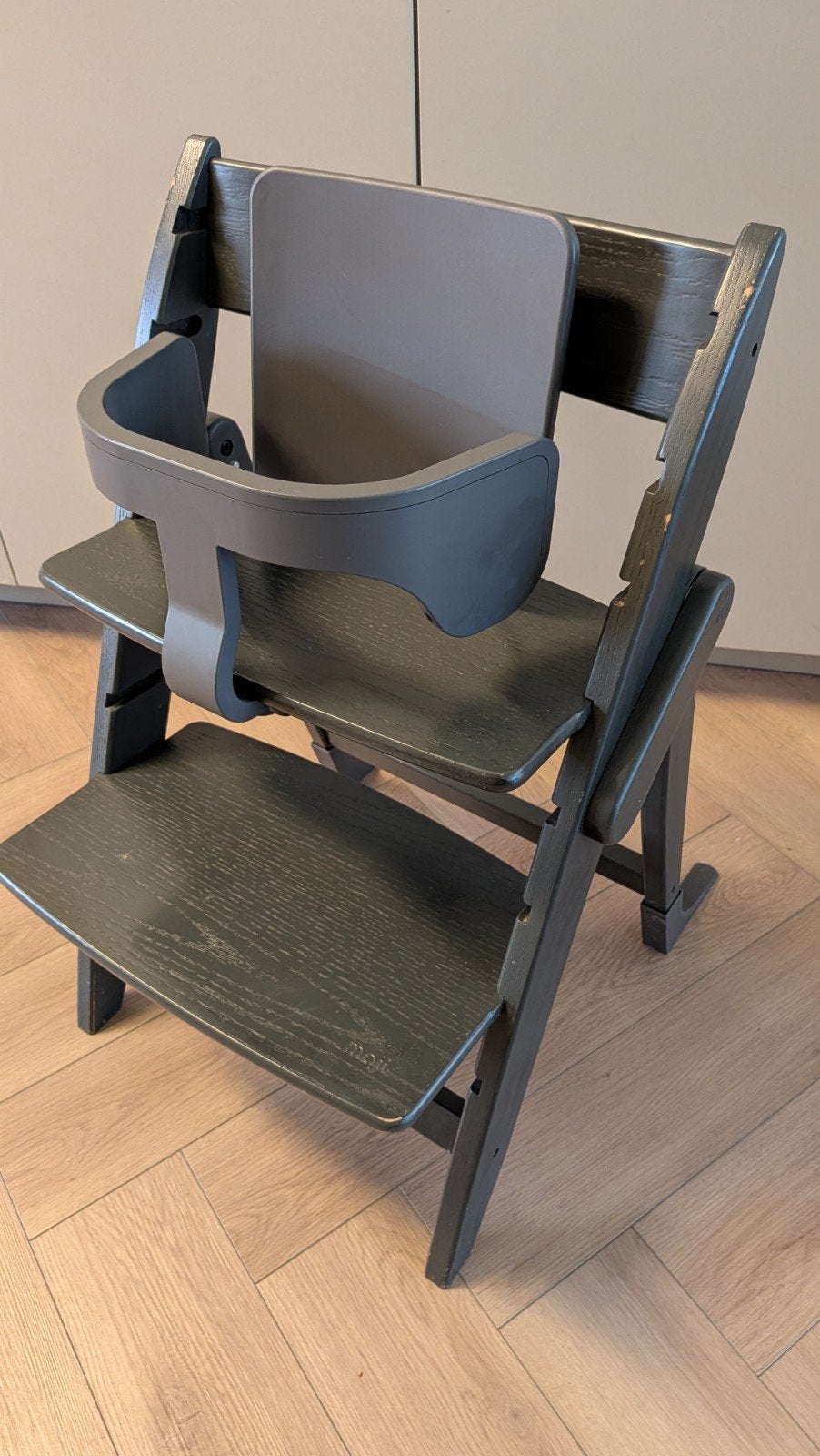 Moji Yippy kinderstoel met babyset, Kinderen en Baby's, Ophalen, Gebruikt, Meegroeistoel, Aanschuifbaar