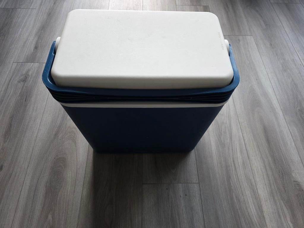 Koelbox 24 liter - Ideaal voor picknick en camping, Ophalen of Verzenden, Gebruikt, Koelbox, Koelelement