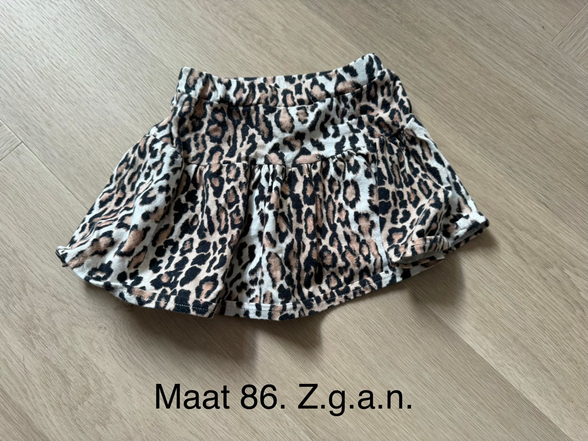Leopardprint rokje maat 86 - Zo goed als nieuw, Ophalen of Verzenden, Zo goed als nieuw, Meisje, Jurkje of Rokje