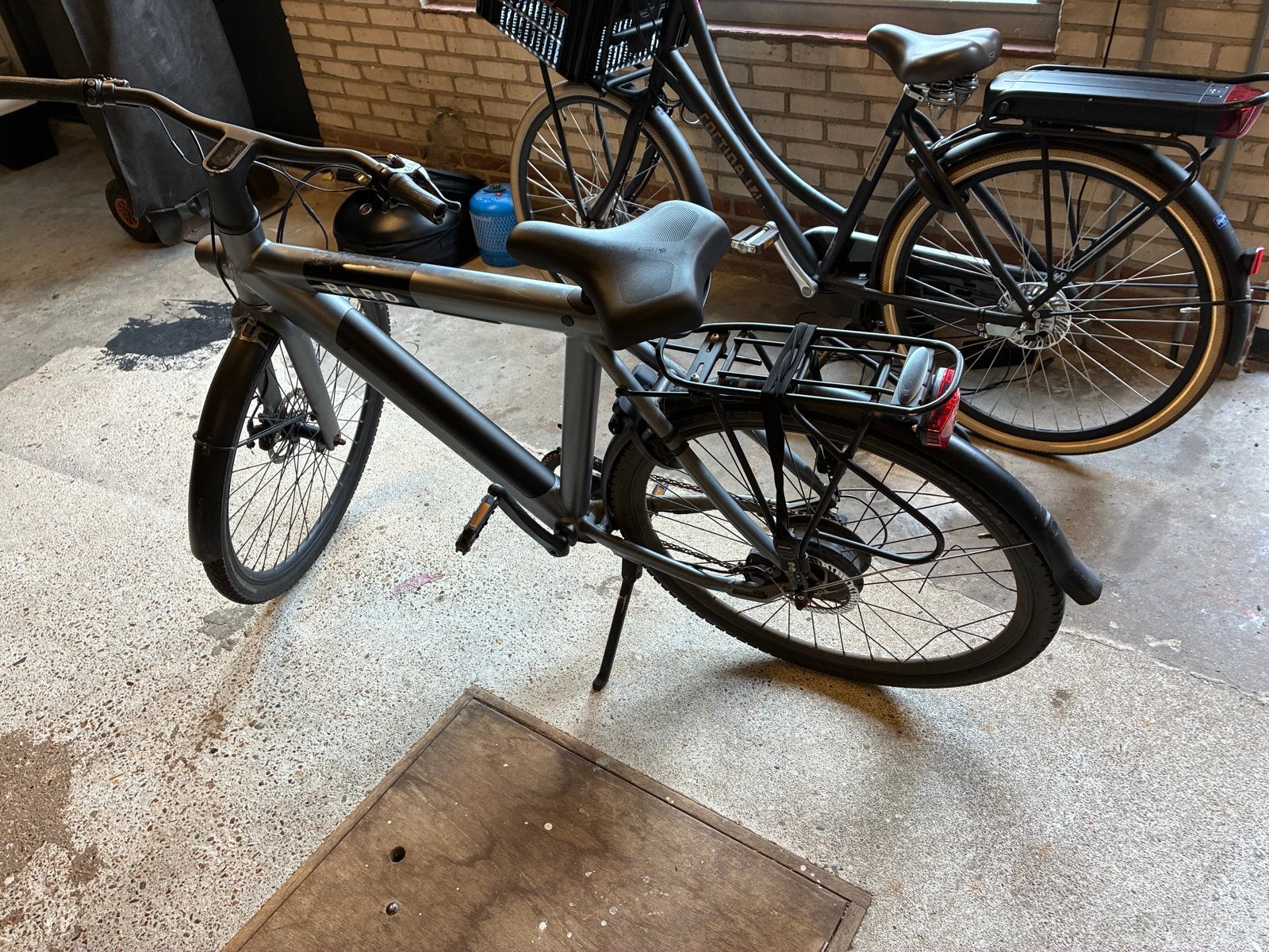 Bird e-bike met defecte accu - voor onderdelen/reparatie, Ophalen, Gebruikt, Overige merken
