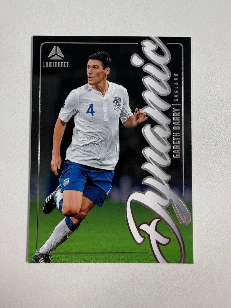 13 Gareth Barry Dynamic Luminance England 2026, Ophalen of Verzenden, Nieuw, Buitenlandse clubs, Poster, Plaatje of Sticker