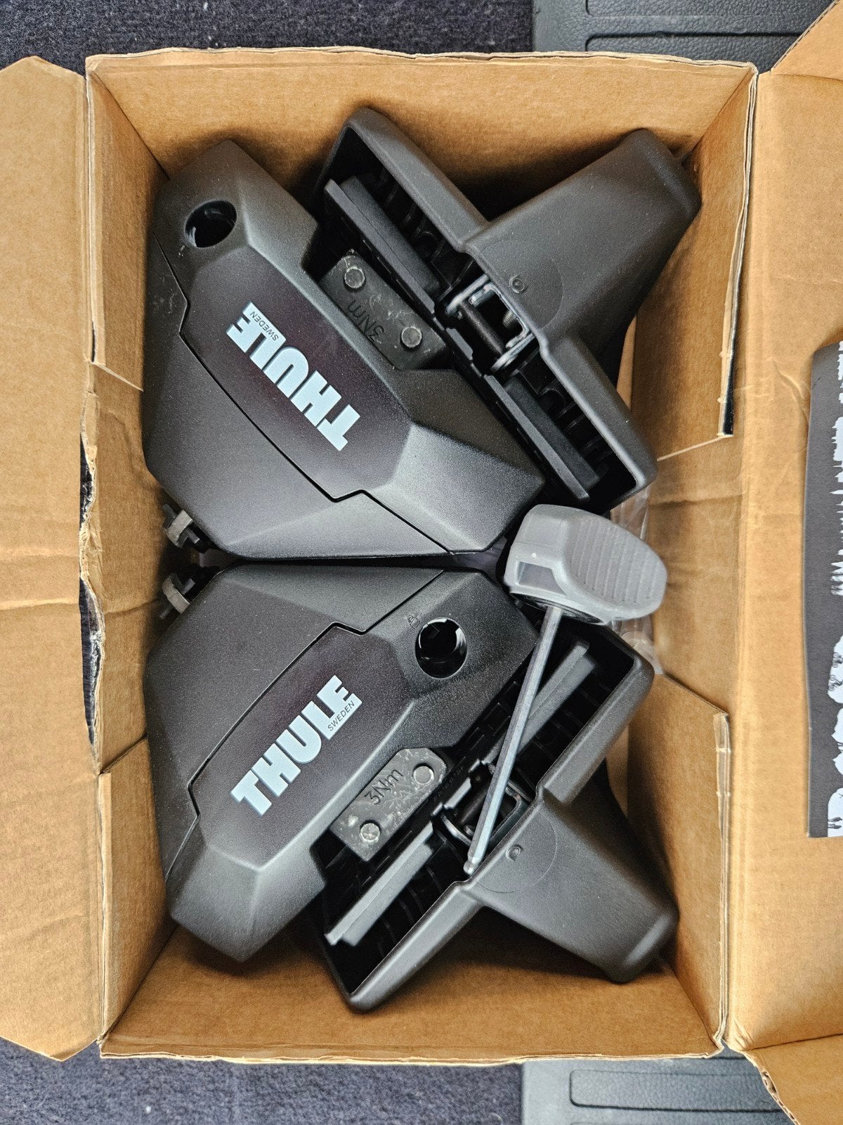 NIEUW: Complete Thule Dakdragerset (Evo Clamp 7105 + WingBar, Ophalen of Verzenden, Nieuw