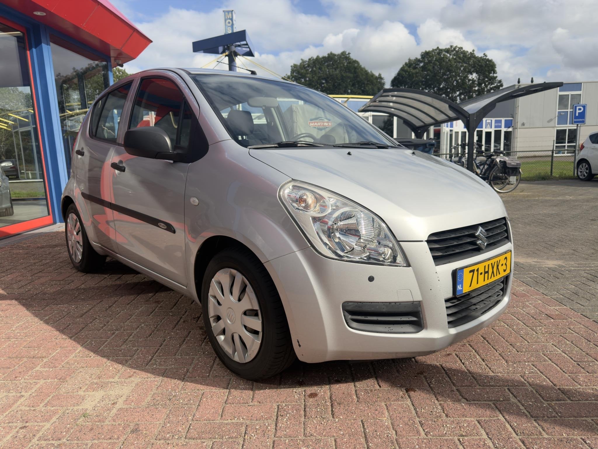 Suzuki Splash 1.0 Trend ECHT VAN EEN OUD VROUWTJE!, Auto's, Suzuki, Stof, Gebruikt, 31 €/maand, 996 cc
