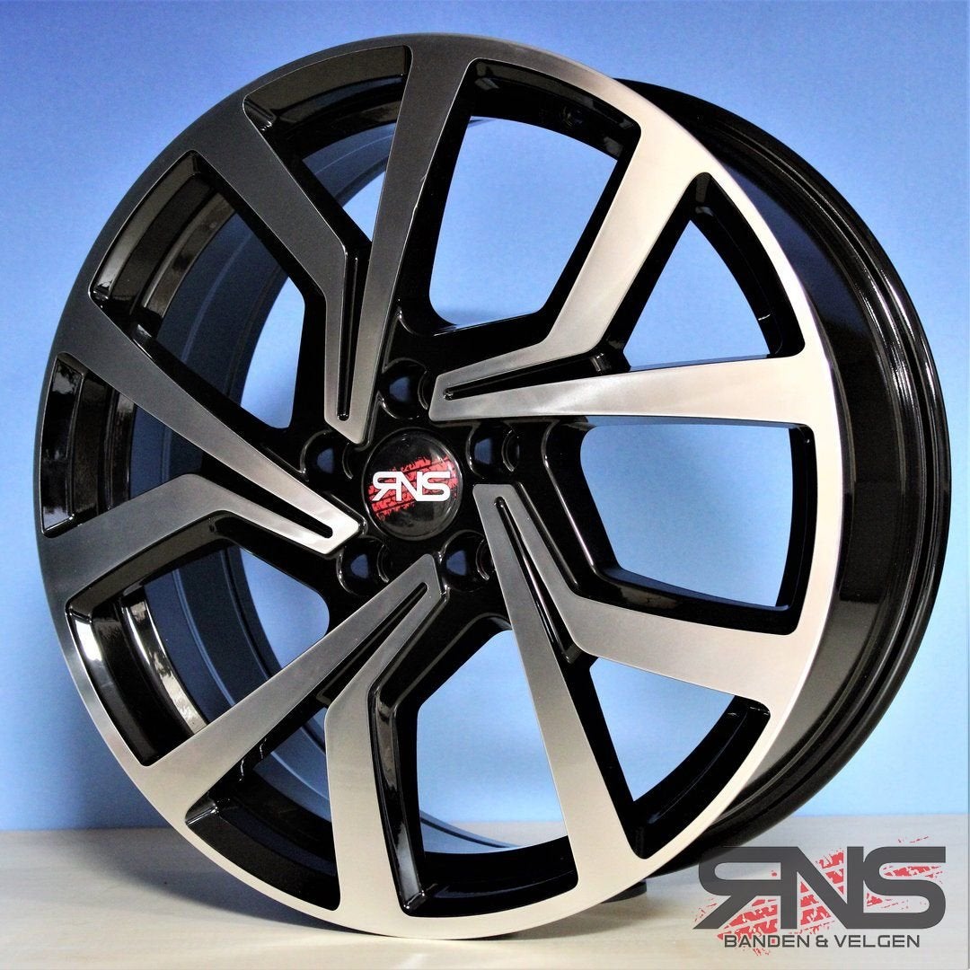 5x100 18 Inch Passen Onder Polo  A1 TT Seat Leon VW Beetle, Auto-onderdelen, Banden en Velgen, Velg(en), -, -, Nieuw