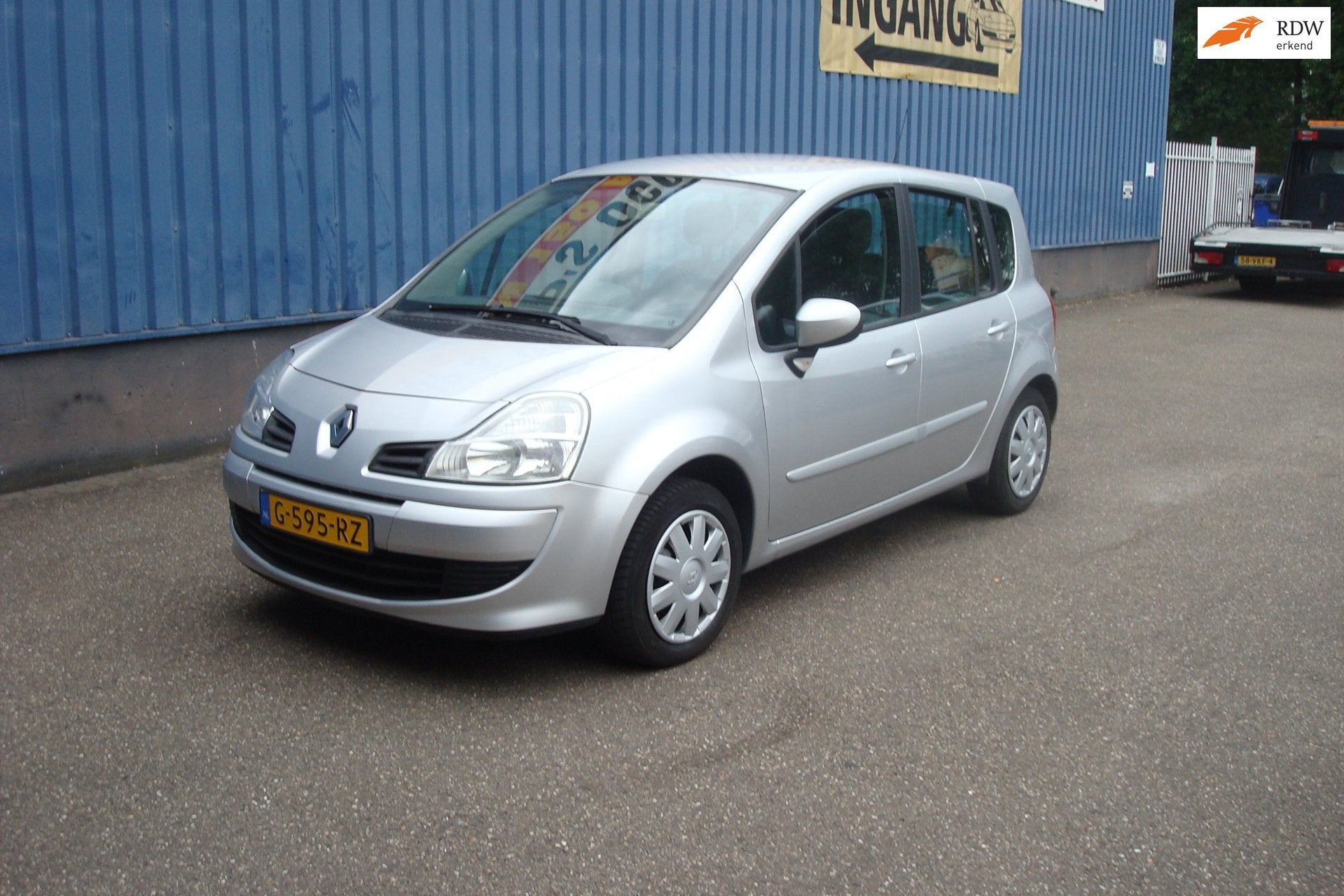 Renault Grand Modus 1.6-16V Night & Day AUTOMAAT, Euro 5, Gebruikt, 4 cilinders, Electronic Stability Program (ESP)