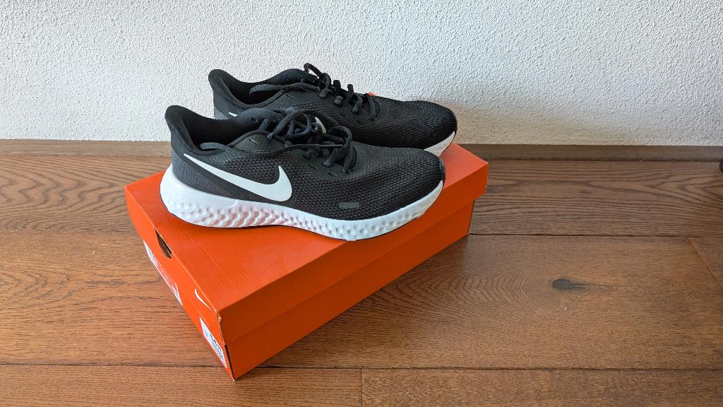 Sportschoenen Nike maat 39, Nike, Nieuw, Ophalen of Verzenden, Sportschoenen