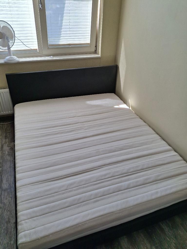 Tweepersoonsbed George / koudschuim martras en topper., Ophalen, Gebruikt, 210 cm, Tweepersoons