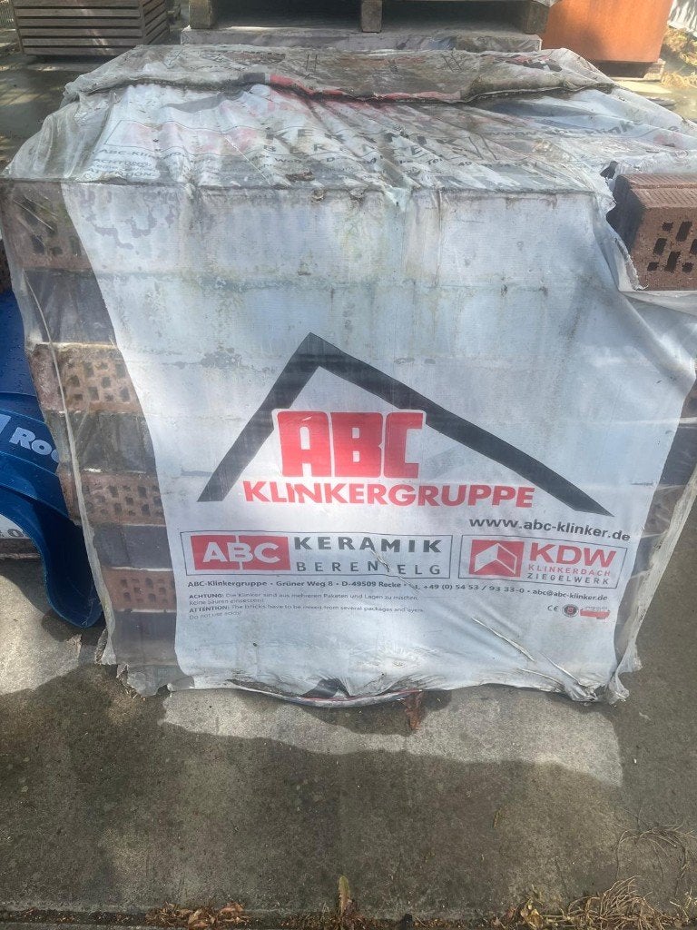 Strengperssteen 210 x 50 x 100 mm (, Doe-het-zelf en Verbouw, Metselstenen, Ophalen of Verzenden, Nieuw, Bakstenen