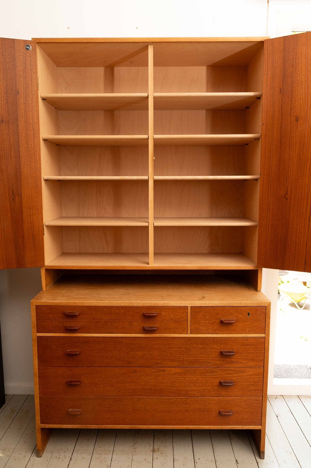 Vintage RY16 kast Hans J. Wegner voor Ry Møbler, jaren ‘50, Ophalen, Zo goed als nieuw, 25 tot 50 cm, Teakhout
