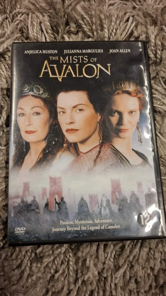 avalon, Ophalen of Verzenden, Zo goed als nieuw, Spiritualiteit algemeen, Verhaal of Roman