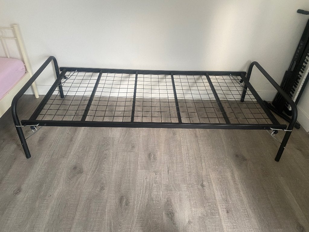 Foldable bed frame (with or without matress), Ophalen, Eenpersoons, Zwart, 140 cm
