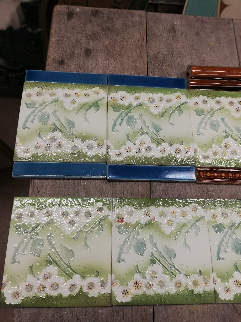 17 stuks randtegels art nouveau 15.2x15.2 cm = 260 cm, Ophalen