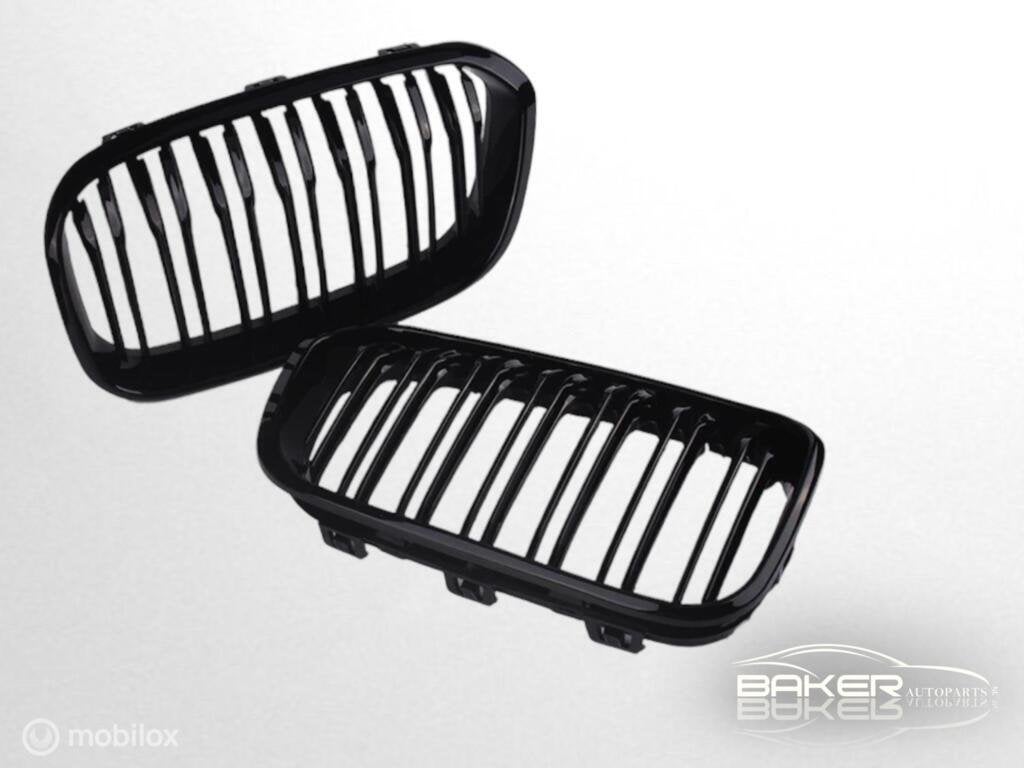 Glanzend zwarte nieren BMW 1-serie F20 LCI en F21 LCI NIEUW!, Gebruikt, Ophalen of Verzenden, BMW, BMW