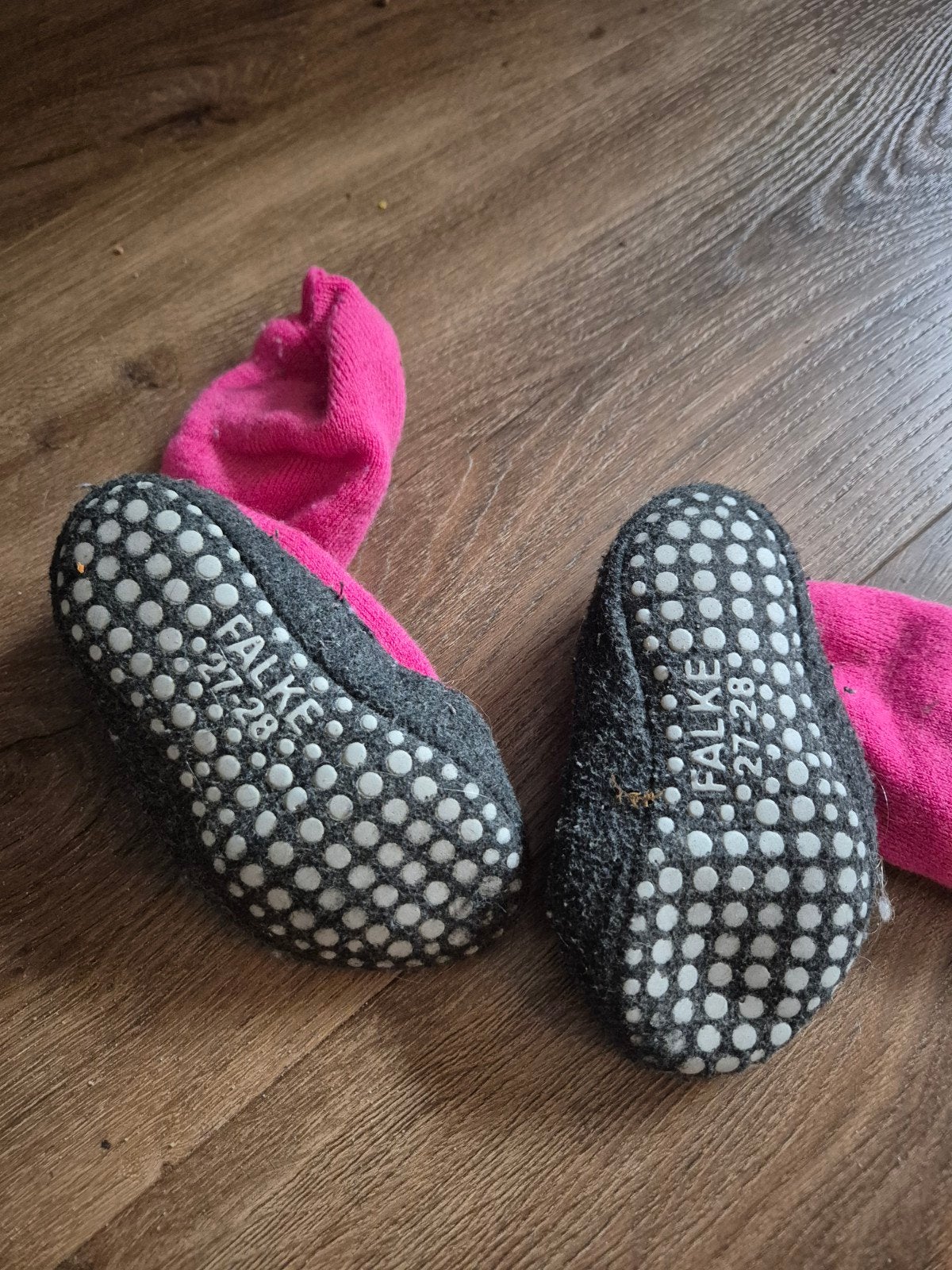 Falke 27-28 sloffen, Ophalen of Verzenden, Meisje, Slofjes