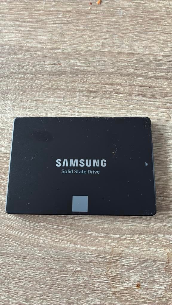 Samsung SSD 250GB, Ophalen, Zo goed als nieuw, Laptop
