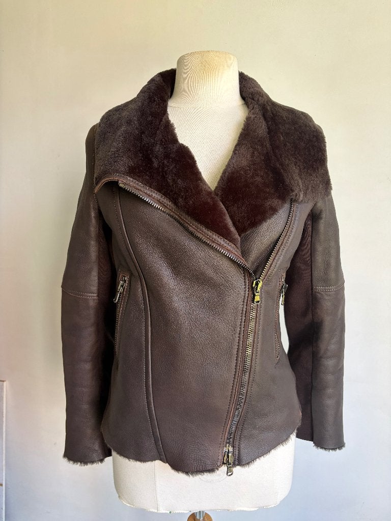 strenesse lammy coat bruin maat 36, Verzenden, Zo goed als nieuw, Maat 36 (S), Strenesse